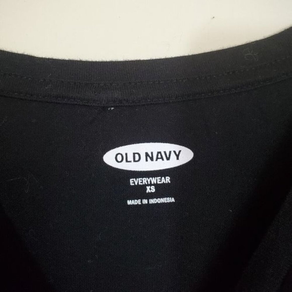 Old Navy I Believe in You Christmas T-shirt Black Size XS X-Small Short Sleeve - Picture 3 of 8